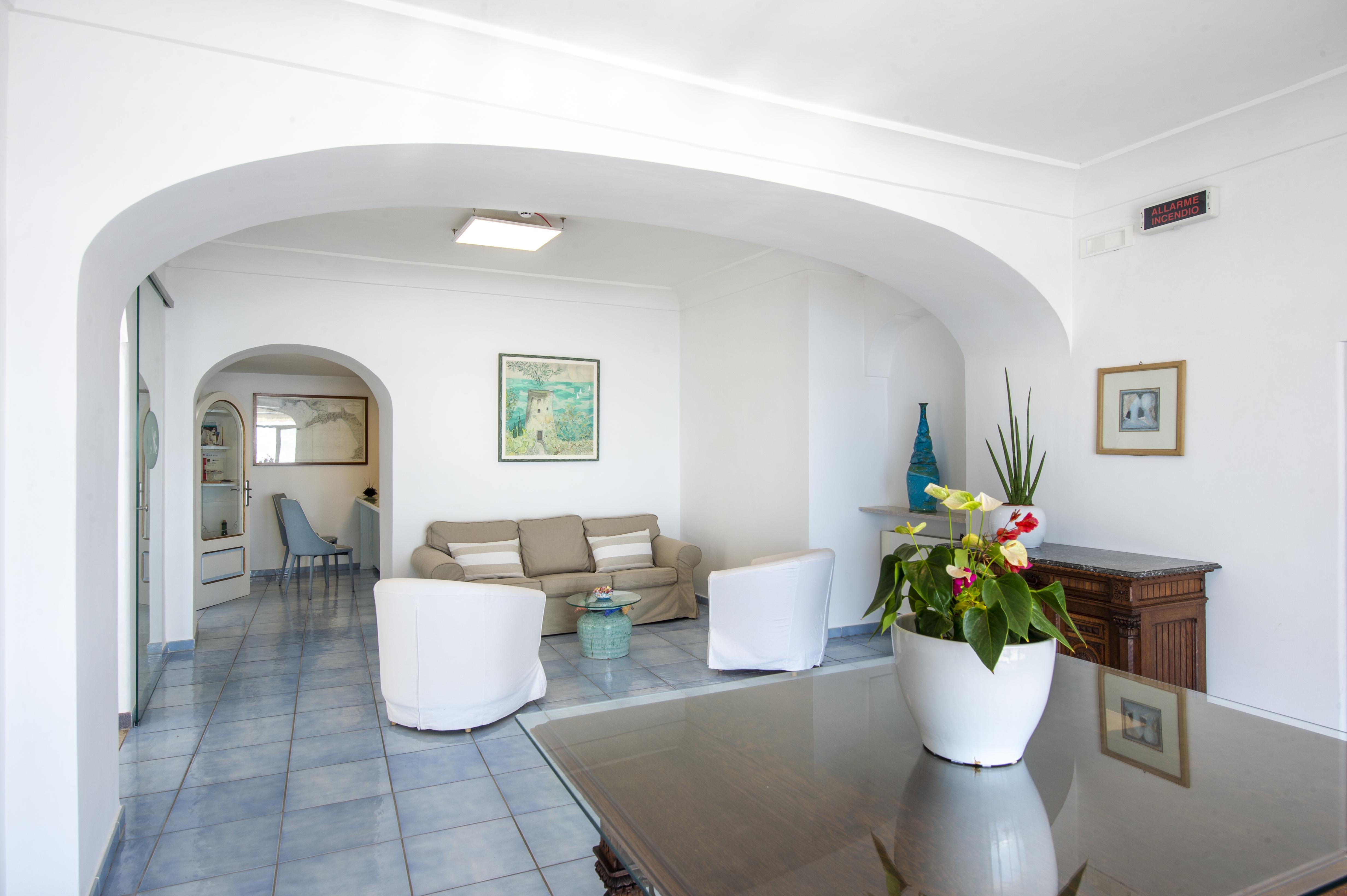 Maresca Hotel Praiano Exterior photo
