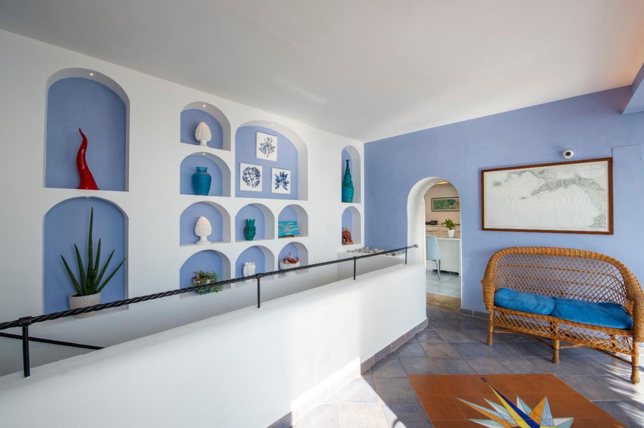Maresca Hotel Praiano Exterior photo