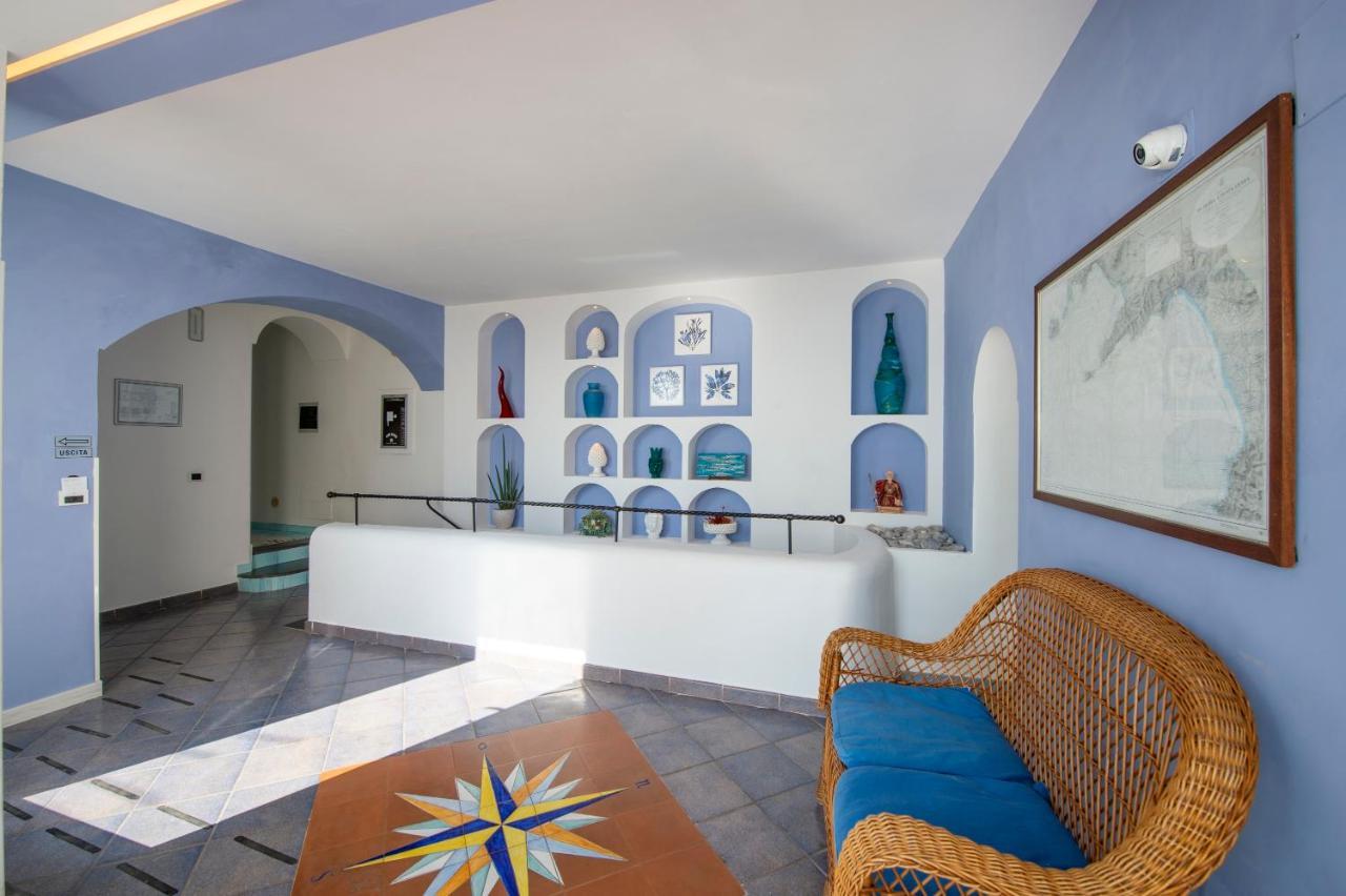 Maresca Hotel Praiano Exterior photo
