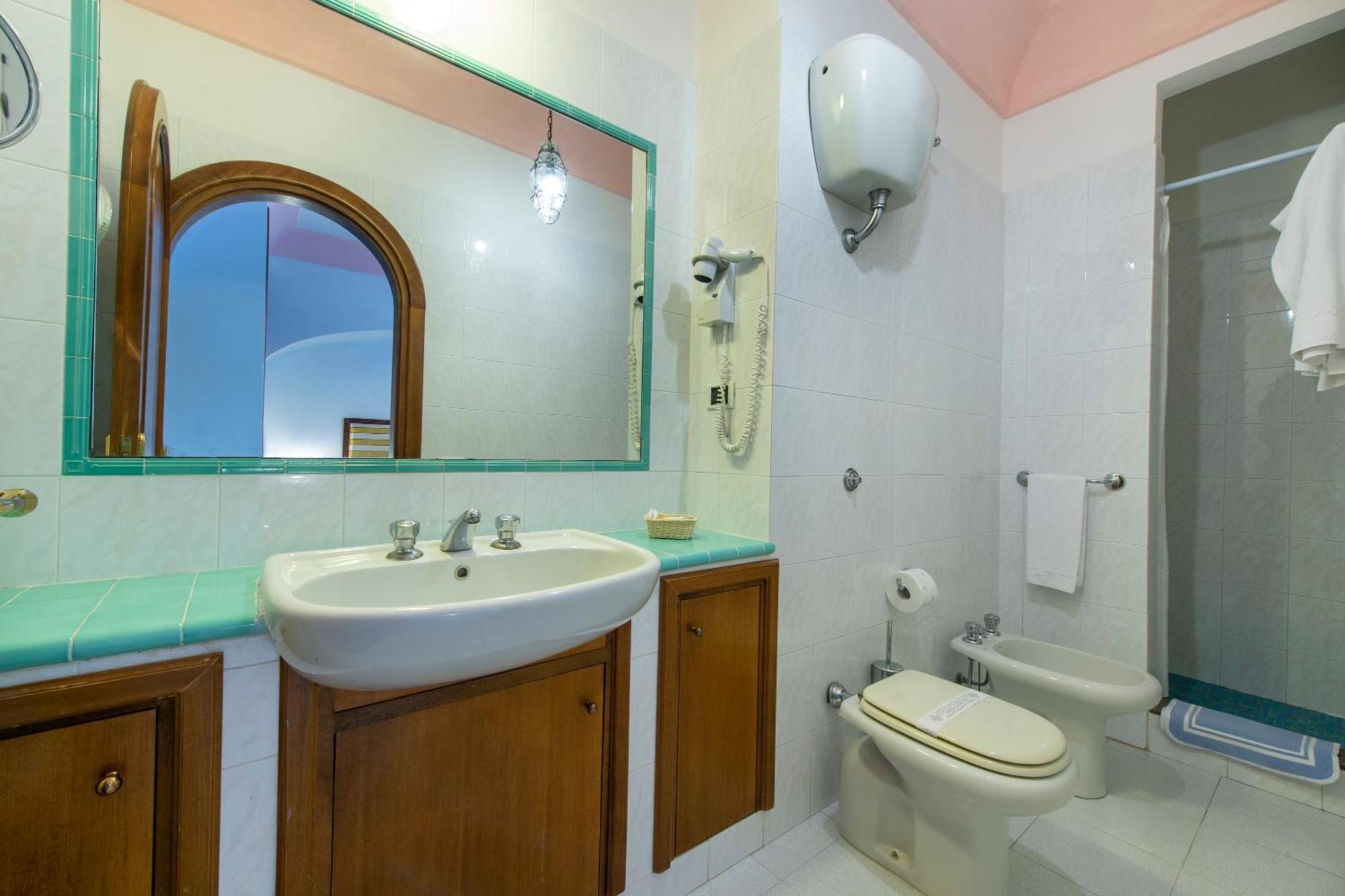 Maresca Hotel Praiano Room photo