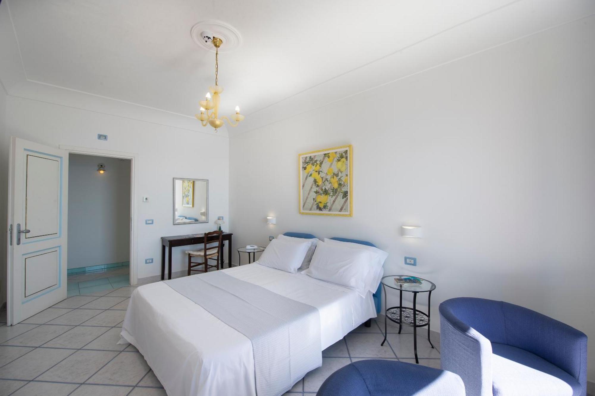 Maresca Hotel Praiano Room photo